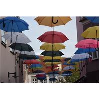 umbrellas-937073_960_720.jpg