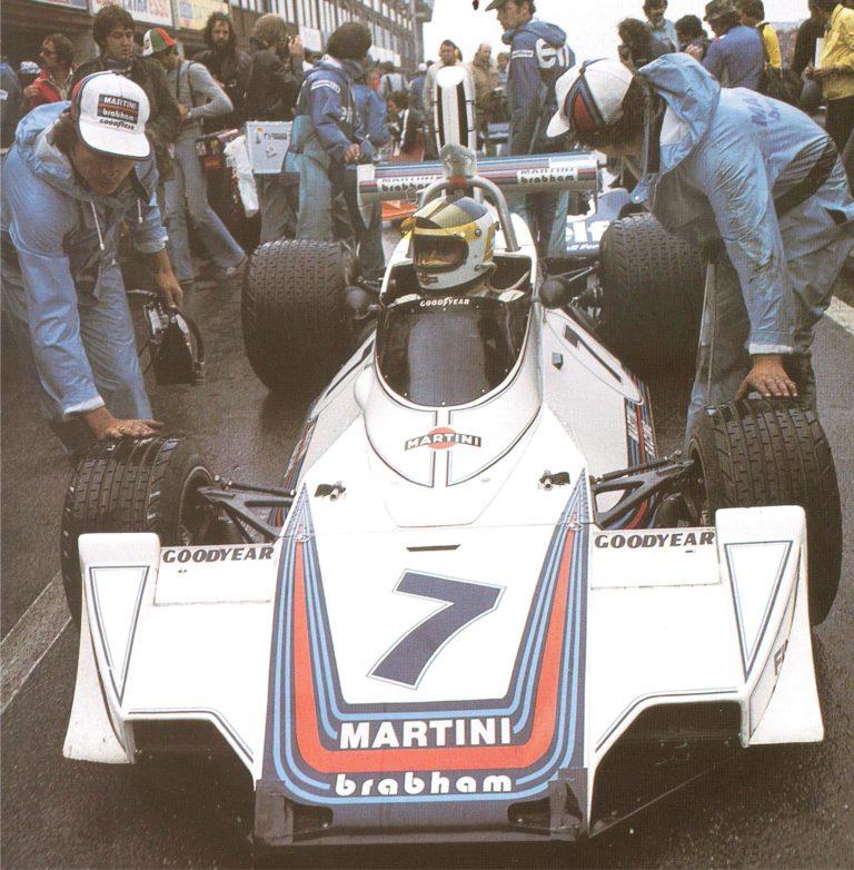 Martini_Racing_1970s_Cap_Emo_01_original-768x782.jpg