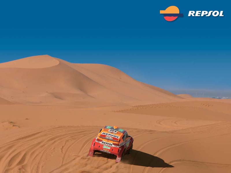 06dakar_pajero1_800x600.jpg