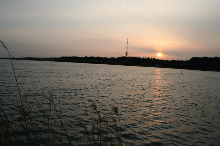 佐鳴湖の夕日