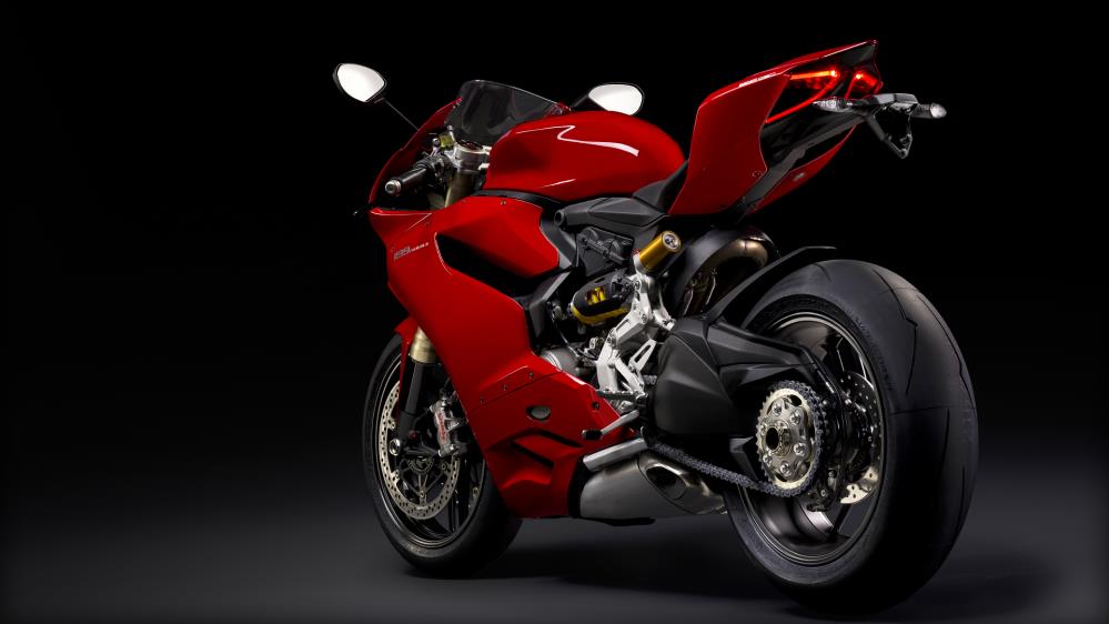 SBK-1199-Panigale_2014_Studio_R_F01_1920x1080.mediagallery_output_image_[1920x1080].png