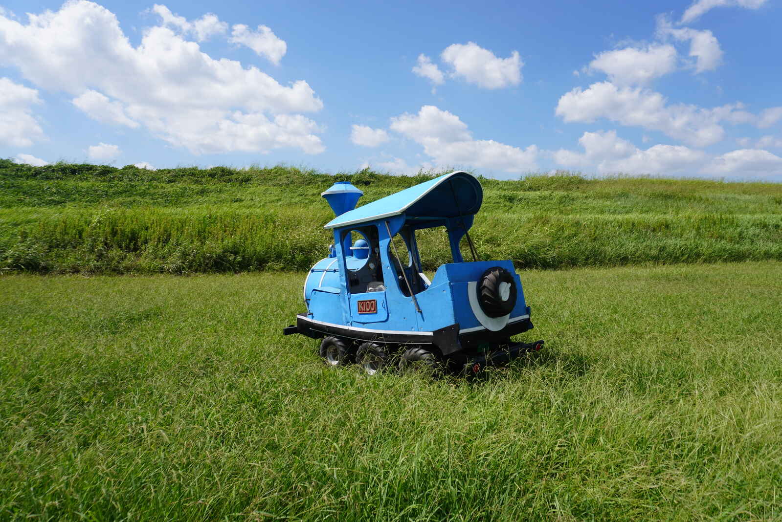 プロフィール3に写真を追加してください。