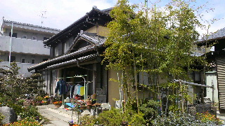 2012040113200001.jpg