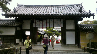 2012041705510001.jpg