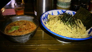 2012100619300000.jpg