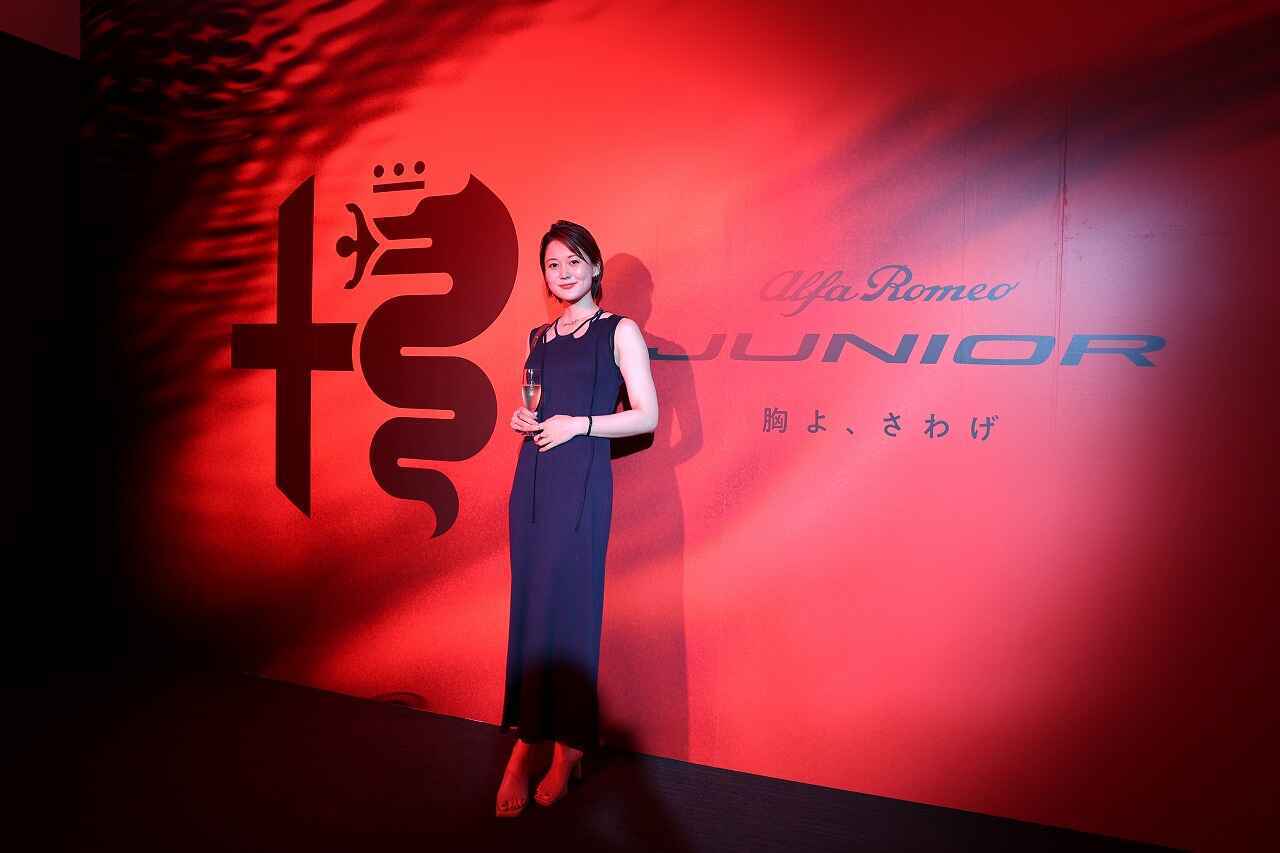 プロフィール3に写真を追加してください。
