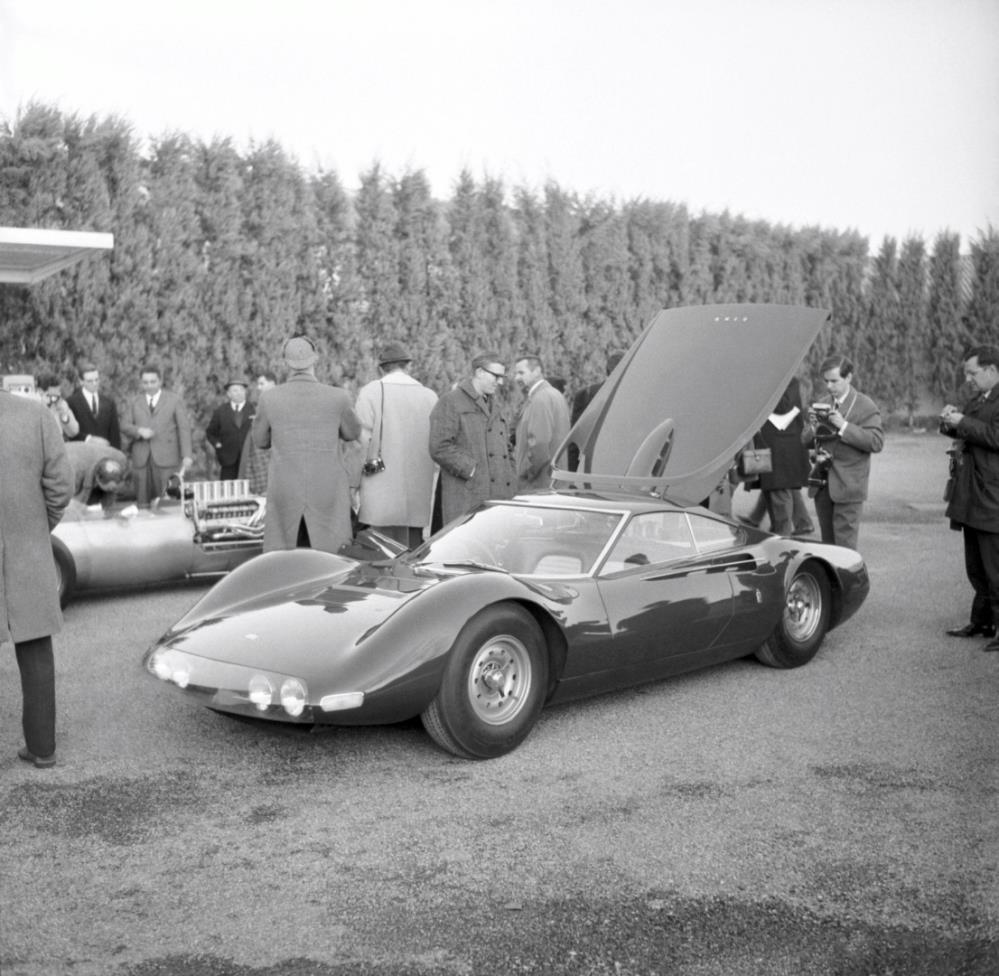 1965_Pininfarina_Ferrari_Dino_Berlinetta_Speciale_25.jpg