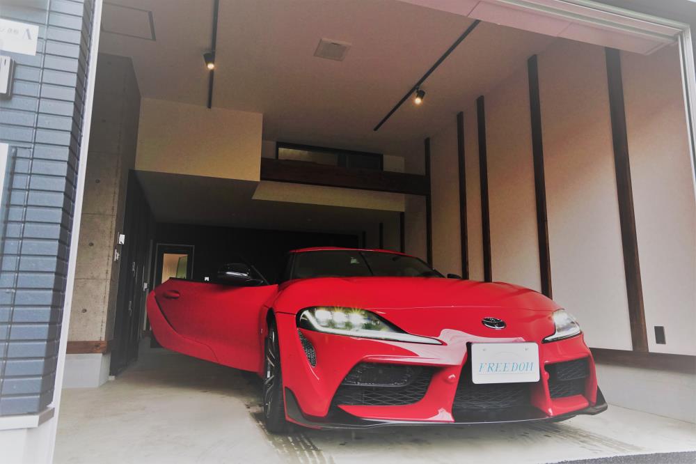 彦根ガレージに高級車４台入れてみました 賃貸ガレージハウスを滋賀県で展開 G Styleclubbiwako