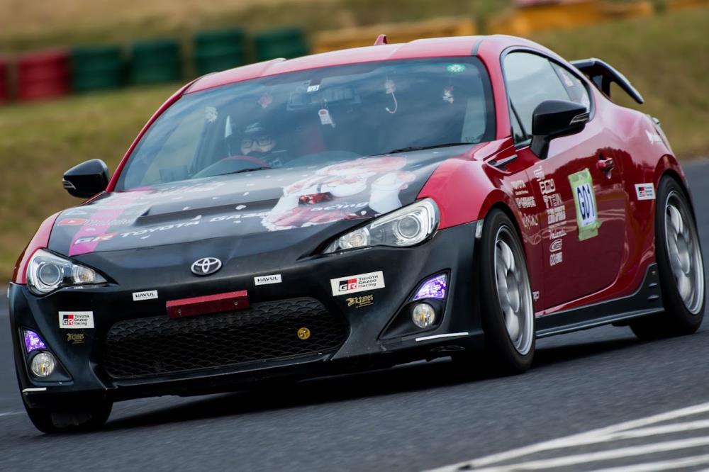 TOYOTA　BRZ