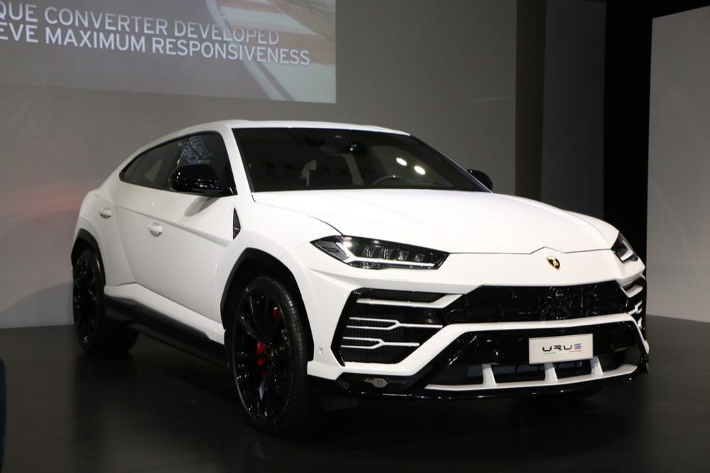 urus18_01.jpg