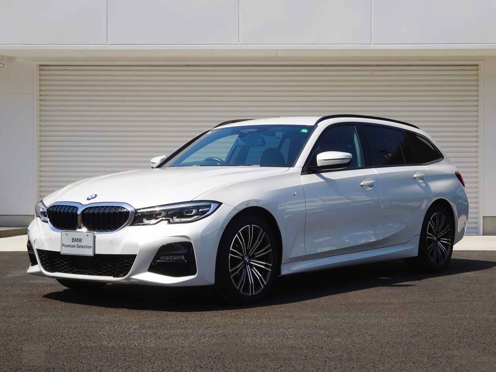 320dtouring-2.jpg