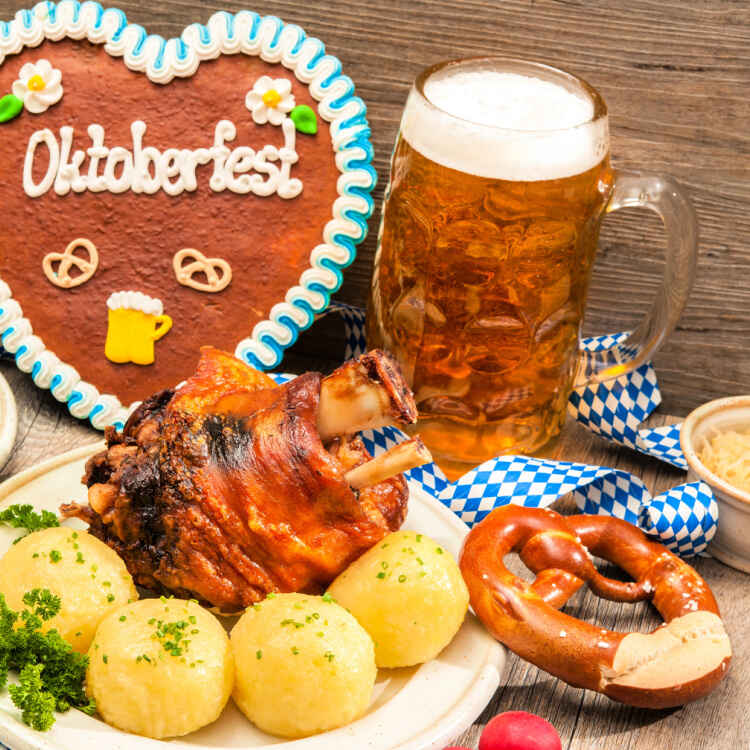 oktoberfest-dinner-cookie-web.jpg